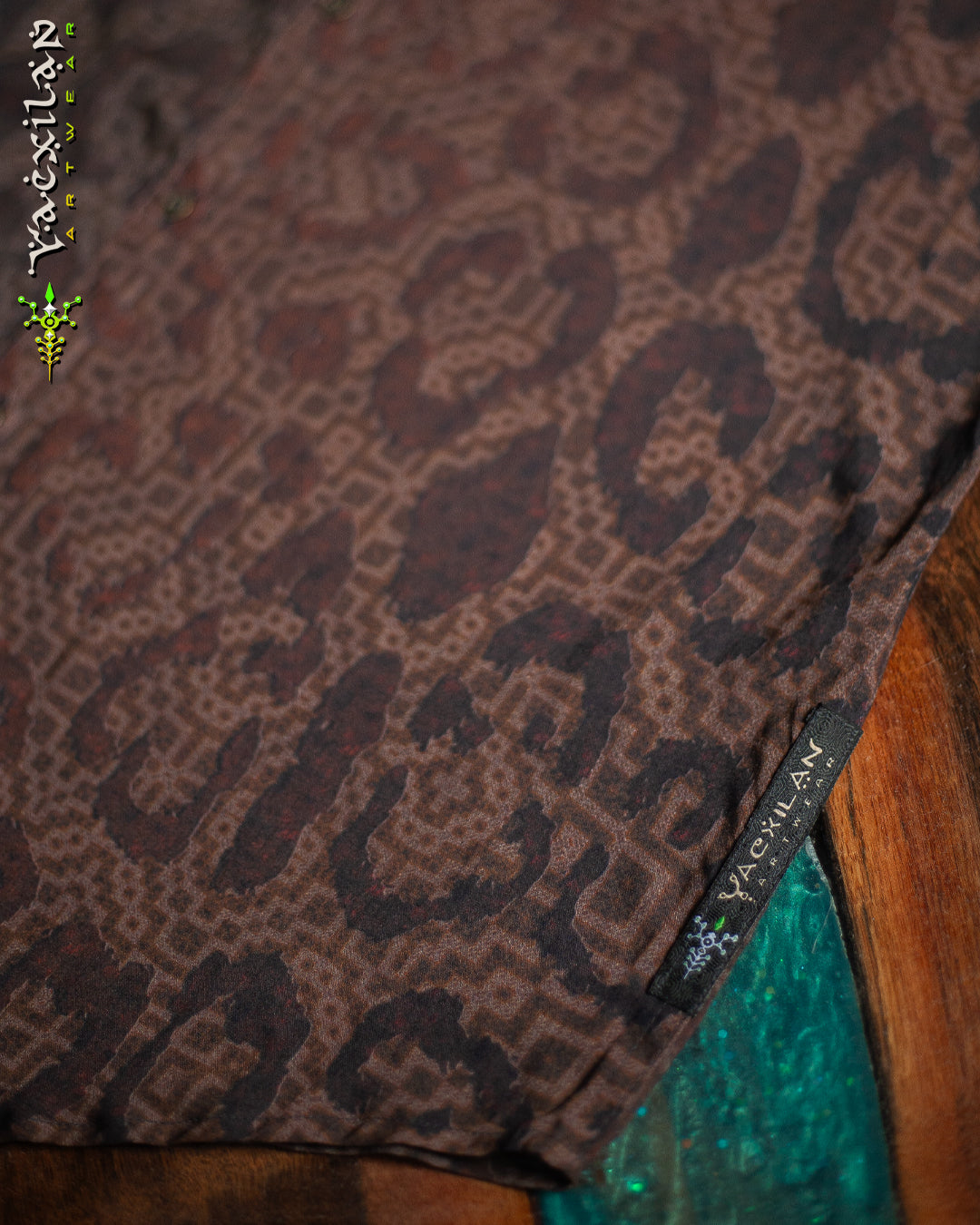 Shirt Men Half Sleeves / Bamboo - LEOPARDUS LAGARTIKA